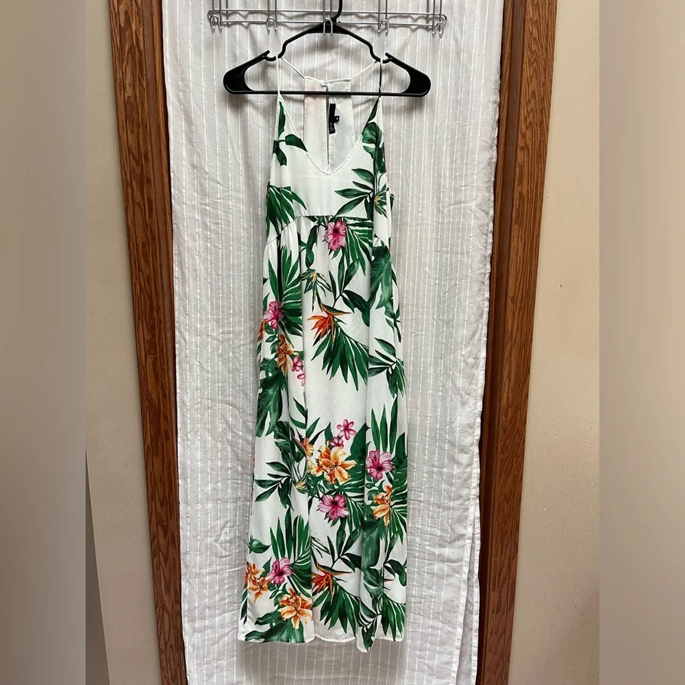 Gibson Hi Sugarplum Palm Springs Festival
Maxi Dress size XS - Picture 7 of 13